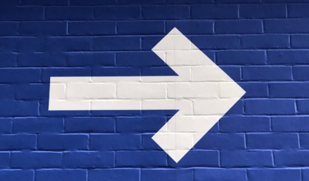 White Arrow Blue